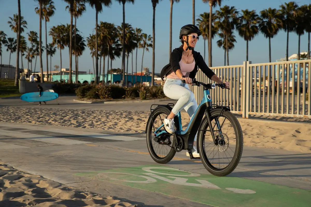 哈雷戴维森升级后的Serial 1电动自行车将具有谷歌云连接功能-锋巢网