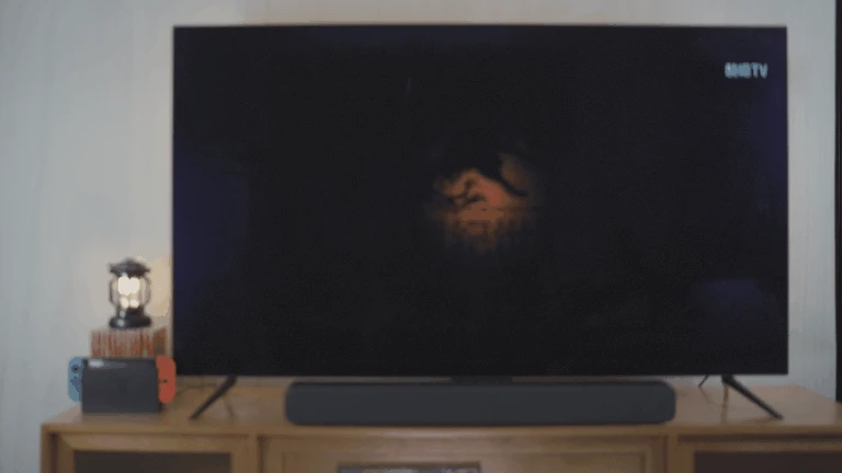 营造居家氛围最佳的观影利器：体验小米电视6 OLED的色彩魅力-锋巢网